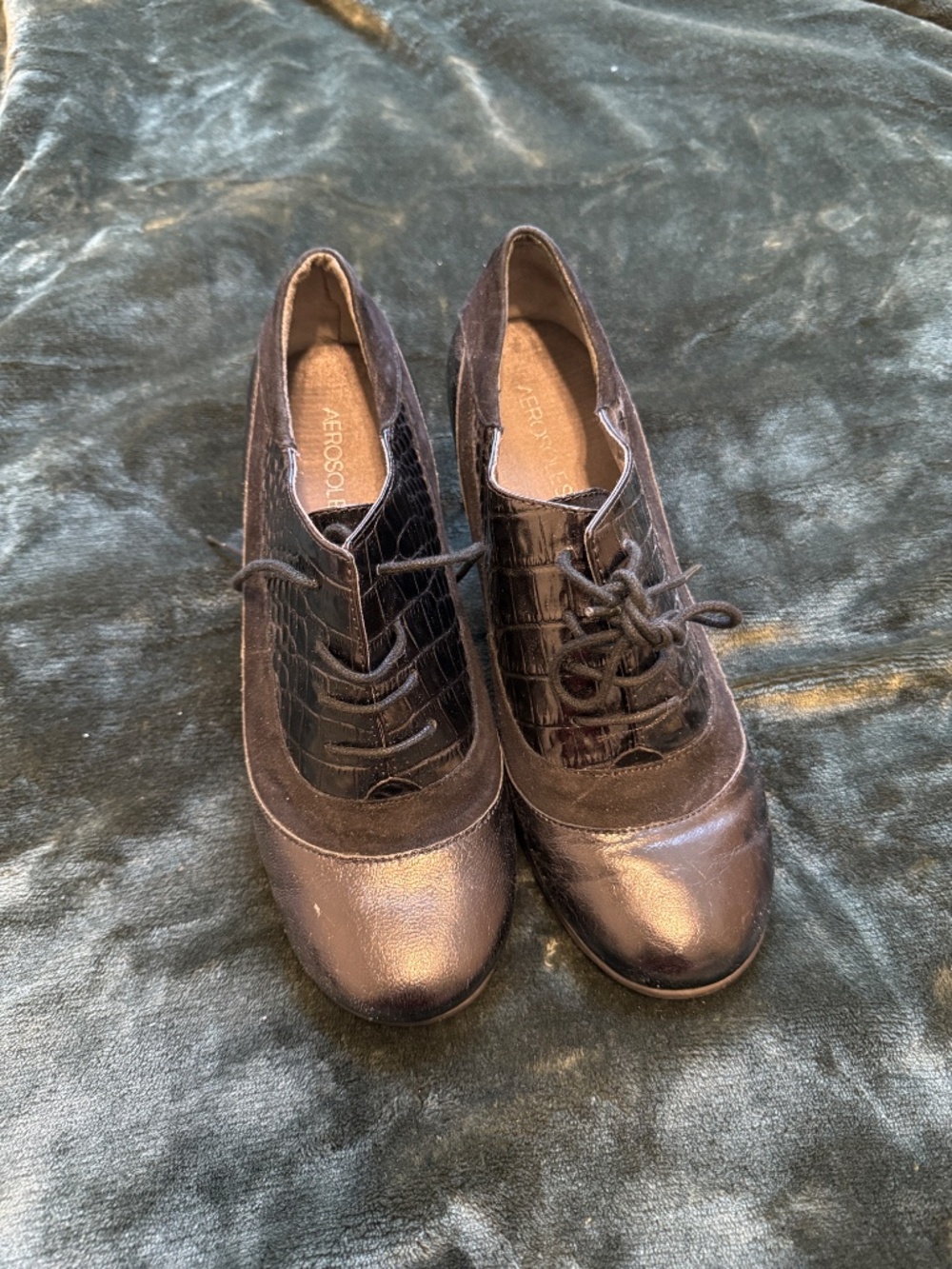 Aerosoles lace-up oxford pumps